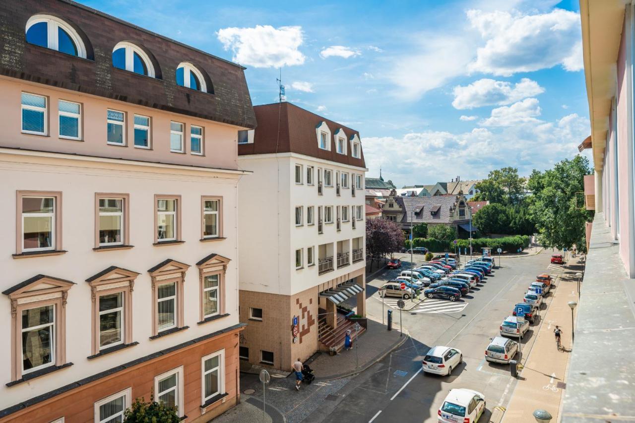 Apartman Riegrovo Namesti Poděbrady Exteriör bild